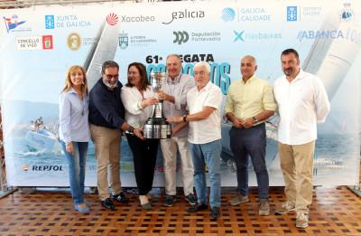 La Regata Rías Baixas cumple seis décadas con Combarro y A Pobra como puertos estratégicos y 125 millas para decidir los nuevos campeones