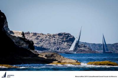 Open Season en Wally y Momo en Maxi 72 ganan la Menorca Maxi 2015