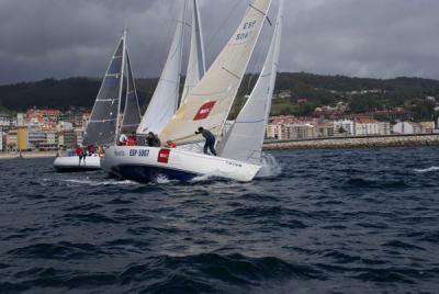 Siec, Enxuto y H2O Galicia, ganadores de la VI Regata Ría de Pontevedra-V Trofeo Enmacosa