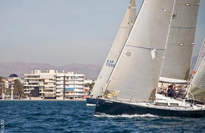 Tanit  gana el Trofeo MK III en el CN Santa Pola