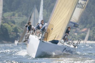 “E para comer Lugo” repitió victoria en Vigo. Castrosua gana la general y Pairo 8 la división regata