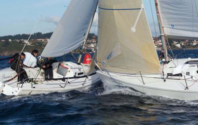 “Fakir” “Riás” y “Patacón” primeros líderes provisionales del Trofeo Torre de Hércules