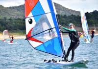 Clinic infantil, juvenil y femenino de iniciación a la competición en WINDSURF