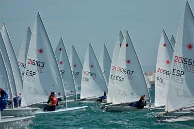 Concluye con éxito en Estepona la segunda prueba oficial de la nueva temporada para las tres disciplinas ILCA.