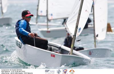 El canario Javier Ojeda asume el mando en el Nacional de Optimist