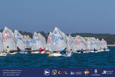 El canario Miguel Méndez gana el Trofeo Excellence Cup de Optimist en Puerto Sherry