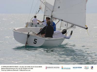 El “Proalviento” de Eduardo Maestre campeón del V Open Match Race en Burriana