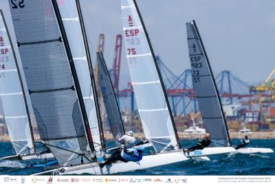 Espectacular arranque del nacional de Catamaranes 2024 en el RCN de Valencia