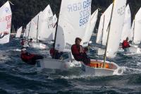 Espectacular inicio del Meeting Pescanova de Optimist con 350 barcos de 15 países, con buena actuación de los barcos españoles