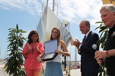 Homenaje a la CAMPEONA DEL MUNDO VELA 420 María Jesús Dávila 