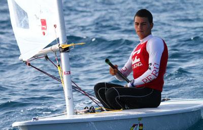 KEVIN CABRERA SE CONVIERTE EN CAMPEÓN DE ESPAÑA LÁSER 4.7 EN MELILLA