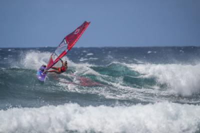 La andaluza María Andrés lidera el escalafón mundial de Windsurf Olas