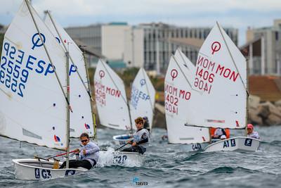 La Federación Catalana de Vela se mantiene líder en la Barcelona Team Racing tras una intensa segunda jornada