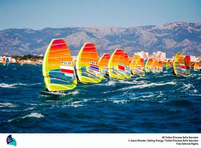 La flota acelera en el Trofeo Princesa Sofía Iberostar