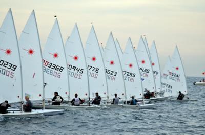 Llena y Mahiques en 29ER y Muscat en Finn se confirman en la cabeza del Gaes CHRISTMAS RACE