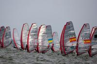 Los españoles sufren las malas condiciones de viento en la Delta Lloyd Regatta