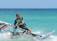 Los favoritos de la modalidad de Freestyle empiezan fuerte el Mundial de Winsurfing Fuerteventura 2011