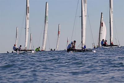 Marie Mazuay y Clément Guignard son los nuevos líderes de la Nacra 15 Super Series - Trofeo Internacional Ciudad de Barcelona