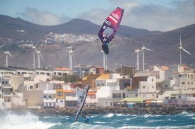 Marino Gil y Sarah-Quita Offringa, campeones de la Gran Canaria Gloria Windsurf World Cup 2024