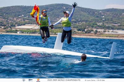 Oro femenino para Paula e Isabel Laiseca y plata para Lodos/Díaz-Salguero en sub17 en el Mundial de 29er 