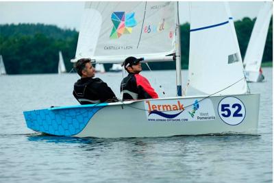 Pablo Cabello y Javier Lago del RCN Vigo, campeones el Mundo de Vaurien