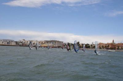 Pedro Pascual y Fernando Lamadrid se proclaman campeones de Andalucía de Techno en aguas de Puerto Real