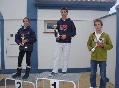 Pepe Fernandez-Palacios tambien conquista la 1ª regata del provincial de Huelva de optimist