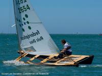 Rafael Ruiz, primer líder de la copa de Andalucía de Patín a Vela