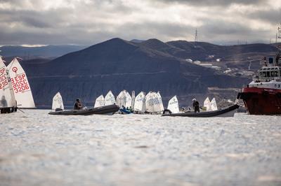 Sin viento en la jornada inugural de la 36º edición del Trofeo Internacional AECIO del RC Náutico de Gran Canaria