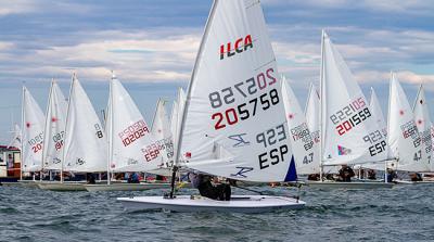 Sin viento en la primera jornada del XXXI Trofeo Escuela de Vela José Luis de Ugarte-Fashion Outlet