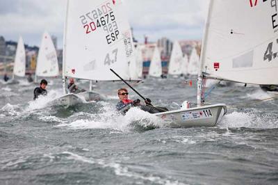 Tres claros favoritos para la final de la Copa de España de Láser 4.7 que termina mañana