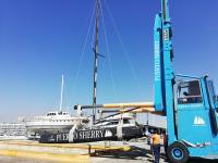Un catamarán de Puerto Sherry intentará batir el récord de ascenso a vela del Guadalquivir